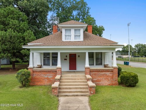 820 E 4th St, Washington, NC, 27889-5128 | Card Image