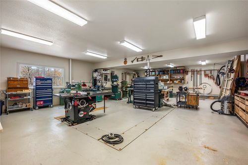 24 Kirkliston Ln, Bella Vista, AR, 72715-5804 | Card Image