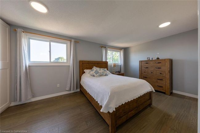 56 Raleigh Crt, House other with 3 bedrooms, 3 bathrooms and 2 parking in Hamilton ON | Image 20