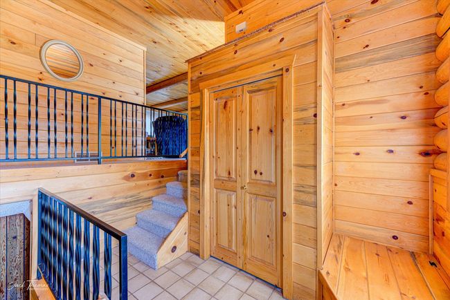 742 W Old Mullan Trl, Home with 4 bedrooms, 3 bathrooms and null parking in Elliston MT | Image 8