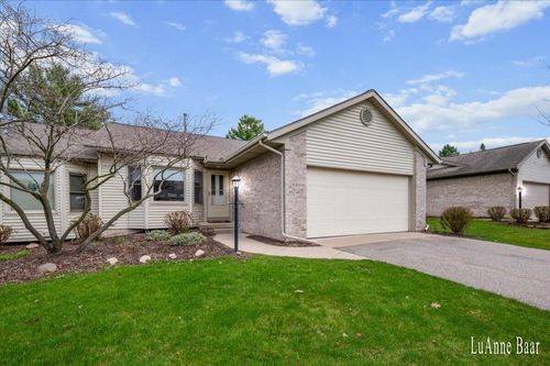 2502 Falcon Pointe Dr Nw, Grand Rapids, MI, 49534-7574 | Card Image