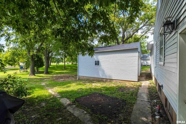 8326 Knoxville Rd, House other with 3 bedrooms, 2 bathrooms and null parking in Milan IL | Image 20