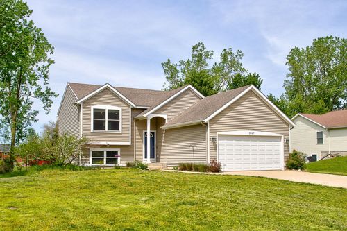 9647 Blair St, Zeeland, MI, 49464-9456 | Card Image