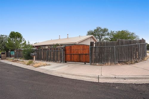 b-15B Sierra Pl N, Santa Fe, NM, 87508-9604 | Card Image