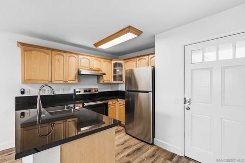512-6434 Akins Ave, San Diego, CA, 92114 | Card Image