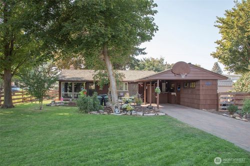 409 S Sampson St, Ellensburg, WA, 98926-3811 | Card Image