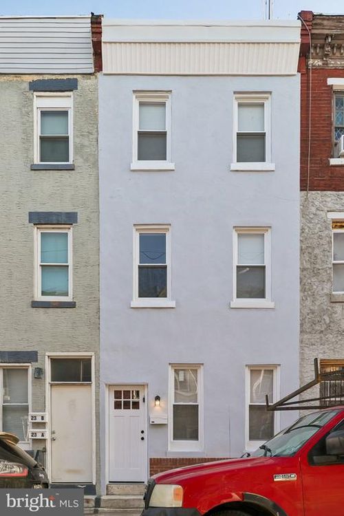 21 E Silver St, PHILADELPHIA, PA, 19134-3309 | Card Image