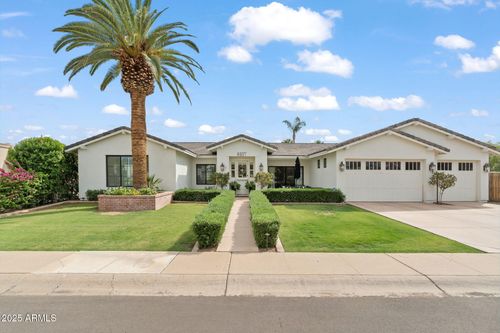 8107 E Del Cuarzo Dr, Scottsdale, AZ, 85258-2254 | Card Image