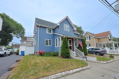 123 Buchanan St, Winthrop, MA, 02152-1741 | Card Image