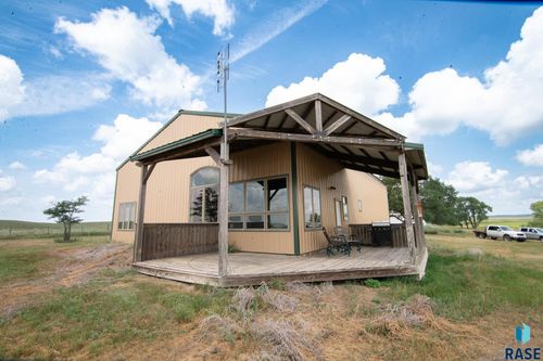 22650 366th Ave Avenue, Wessington Springs, SD, 57382 | Card Image