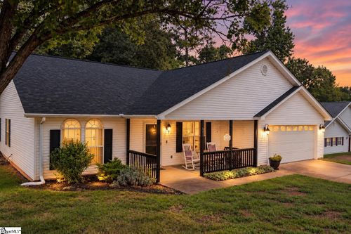 501 Hill Ln, Mauldin, SC, 29662-1884 | Card Image