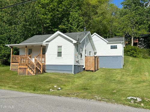 518 Spring Ave Se, Wise, VA, 24293-5720 | Card Image