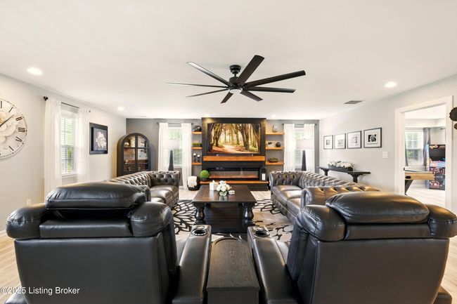 1717 Stricker Rd, House other with 5 bedrooms, 5 bathrooms and null parking in Memphis IN | Image 10