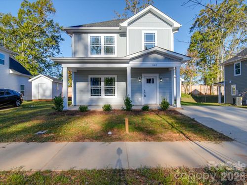560 Geneva Cir, Gastonia, NC, 28056-9602 | Card Image