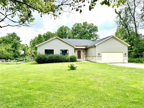 559 E Fosters Maineville Rd, Maineville, OH, 45039-9642 | Card Image