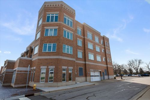 311-1 S Lincoln Ave, Lombard, IL, 60148-7430 | Card Image