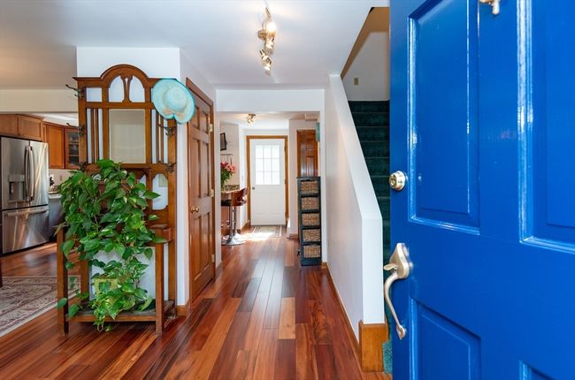 10 Cranton Ave, House other with 3 bedrooms, 3 bathrooms and 4 parking in Groveland MA | Image 6