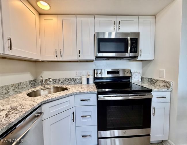 5120 Bayside Villas, Condo with 1 bedrooms, 2 bathrooms and null parking in CAPTIVA FL | Image 12