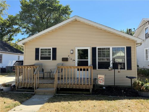 3105 Marshall Ave, Mattoon, IL, 61938-4808 | Card Image