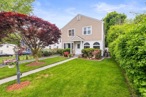 45 Hecker Ave, Darien, CT, 06820-5308 | Card Image