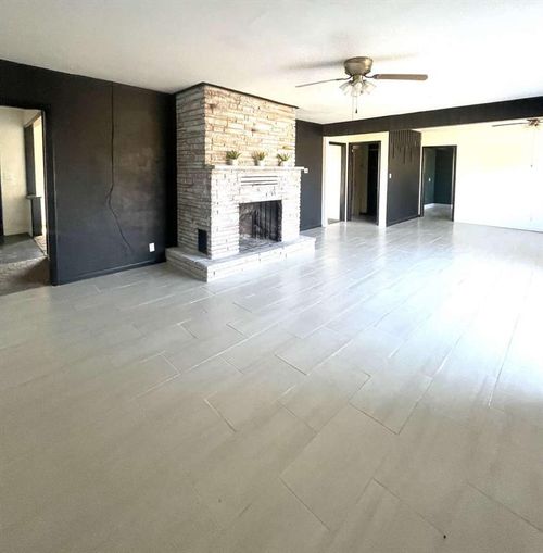 4335 Ne 42nd St, Forest Park, OK, 73121-6225 | Card Image