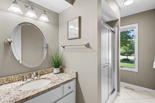 1905 Salem Rd, Elgin, IL, 60123-5062 | Card Image