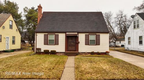 2430 Whittier St, Saginaw, MI, 48601-2449 | Card Image