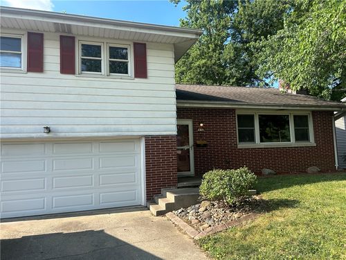 416 Southampton Dr, Decatur, IL, 62526-1746 | Card Image