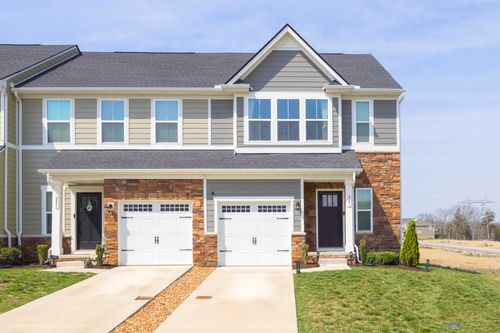 247 Pryor Dr, Gallatin, TN, 37066-5062 | Card Image