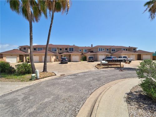 802-15401 Salt Cay Ct, Corpus Christi, TX, 78418-6373 | Card Image