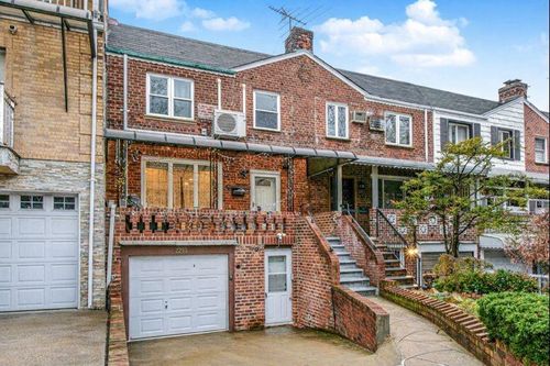 2253 E 29th St, Brooklyn, NY, 11229-5056 | Card Image