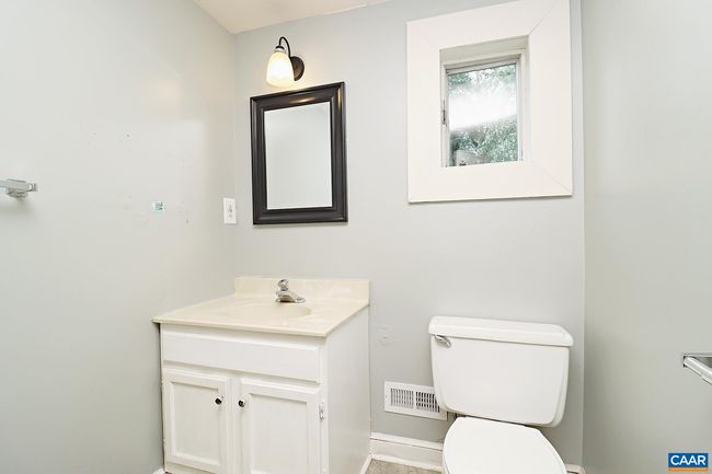 212 Shamrock Rd, House other with 3 bedrooms, 2 bathrooms and null parking in CHARLOTTESVILLE VA | Image 13