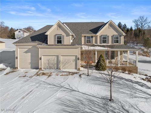 8559 Pabin Ct, Macedonia, OH, 44056-2075 | Card Image