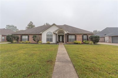 6321 West Morgan Drive, House other with 3 bedrooms, 2 bathrooms and null parking in Alexandria LA | Image 1