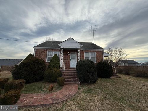 11 Strawberry Ln, FREDERICKSBURG, VA, 22405-2003 | Card Image