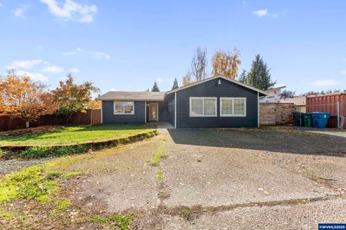 1550 Tierra Lynn Dr, Woodburn, OR, 97071-3445 | Card Image