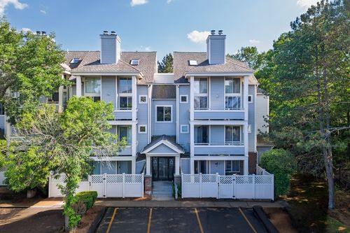 a105-200 Falls Blvd, Quincy, MA, 02169-8145 | Card Image