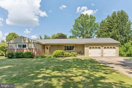 7 Old Forge Ln, Ewing, NJ, 08618-1015 | Card Image
