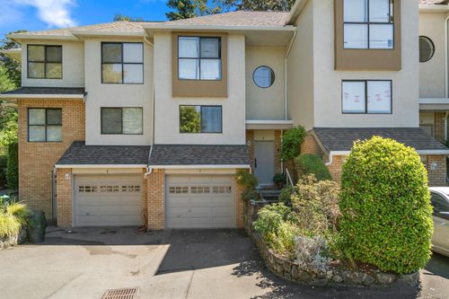 6-1404 Mckenzie Ave, Victoria, BC, V8N1A1 | Card Image