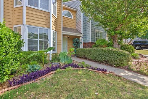 3223 Long Iron Dr, Lawrenceville, GA, 30044-2581 | Card Image