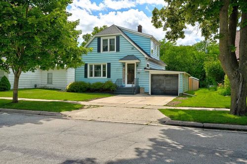 2027 17th Avenue, Monroe, WI, 53566 | Card Image
