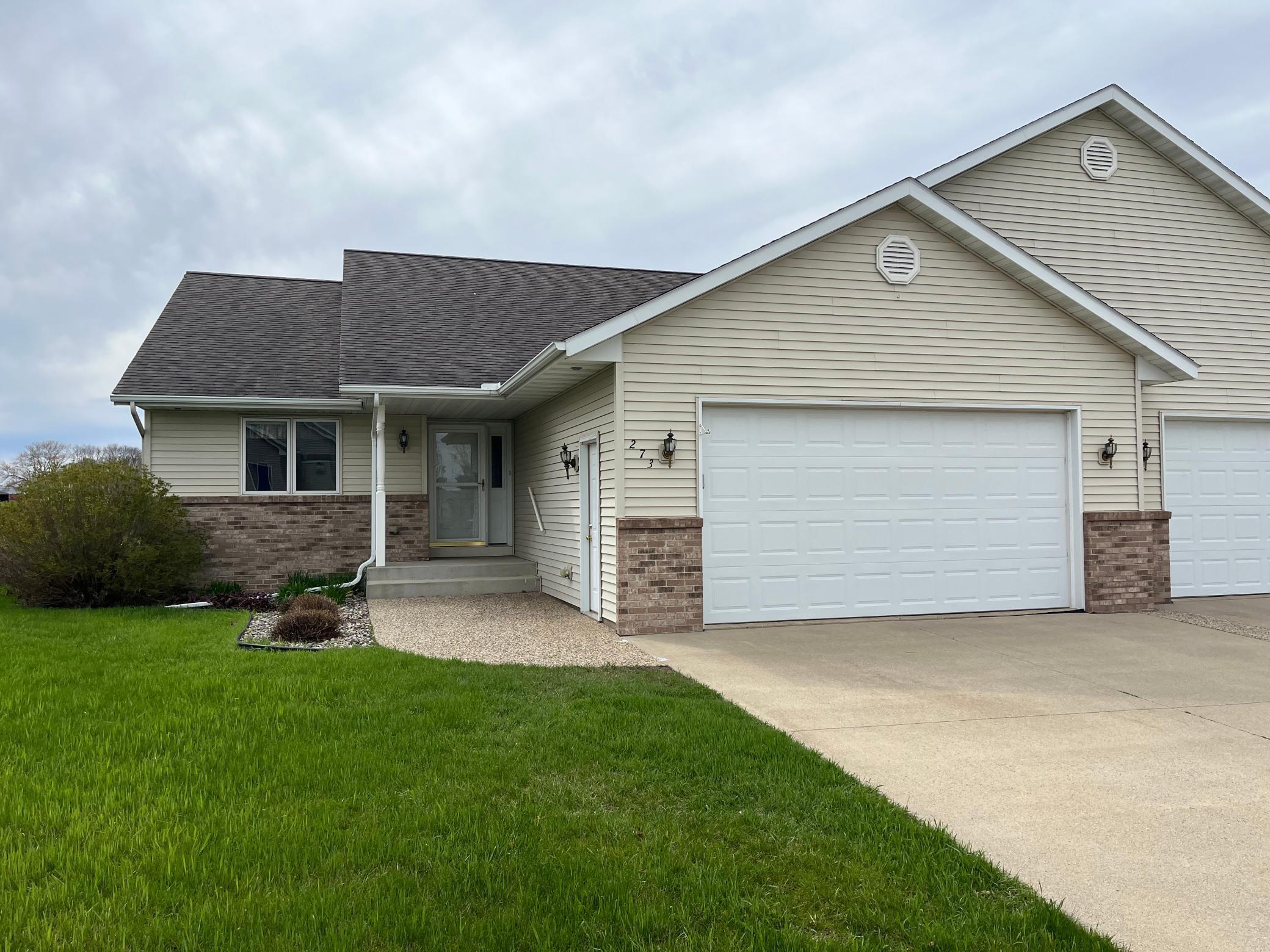 Emma St, Norwood Young America, MN 55368