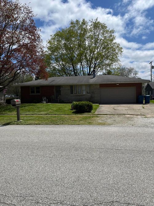 609 W Jefferson St, Kouts, IN, 46347-9597 | Card Image