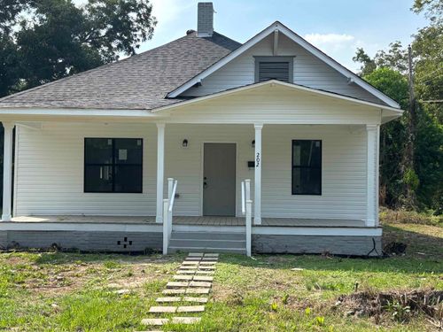 202 Adams St, Lonoke, AR, 72086-3014 | Card Image