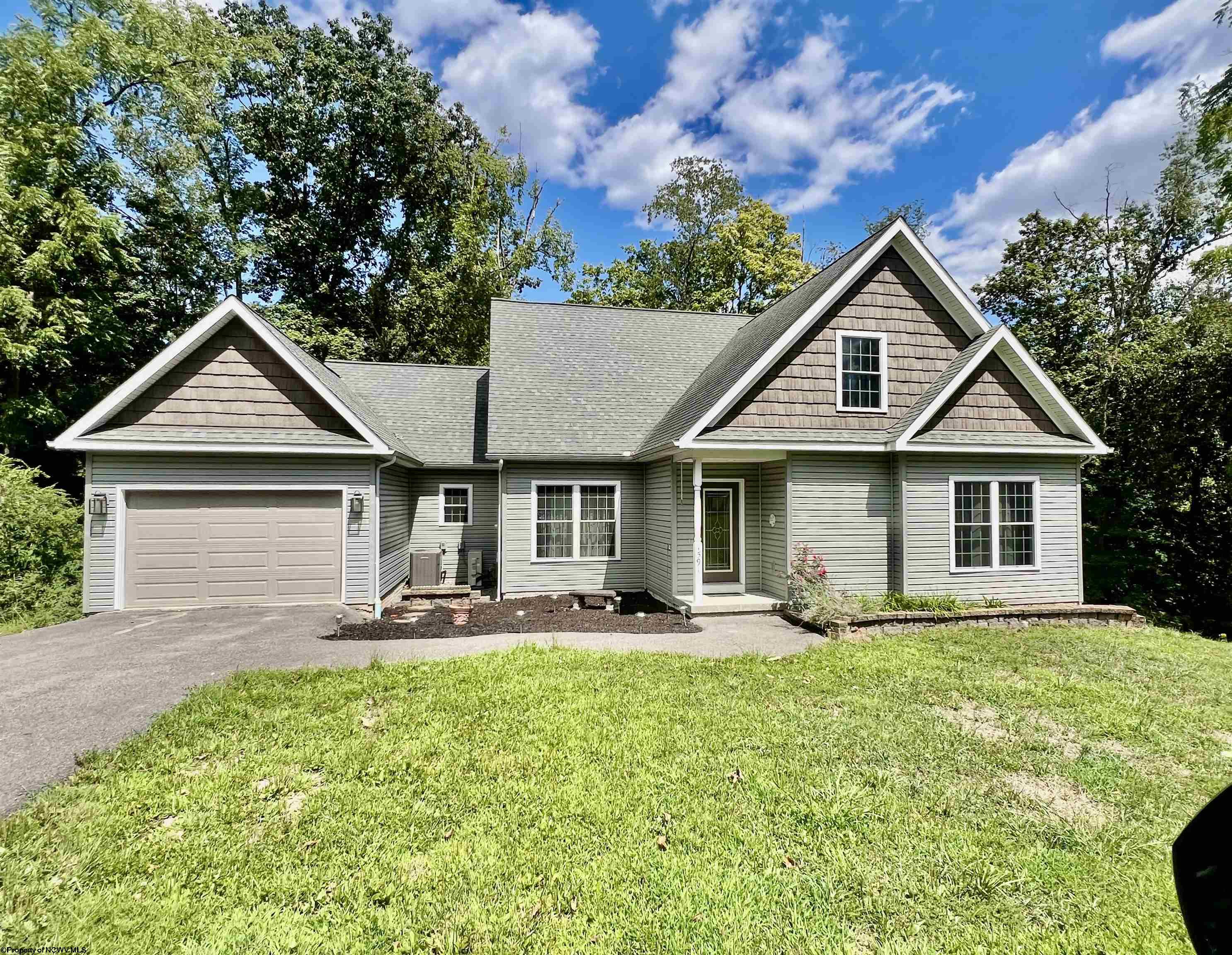 Clifton Rd, Fairmont, WV 26554