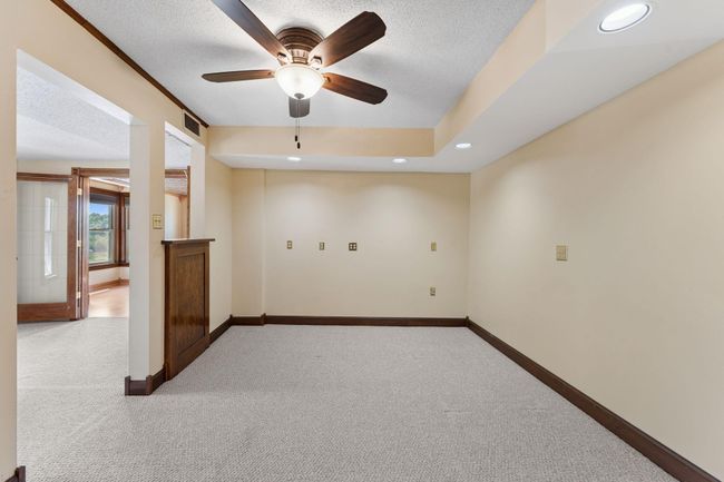 Upper level room | Image 17