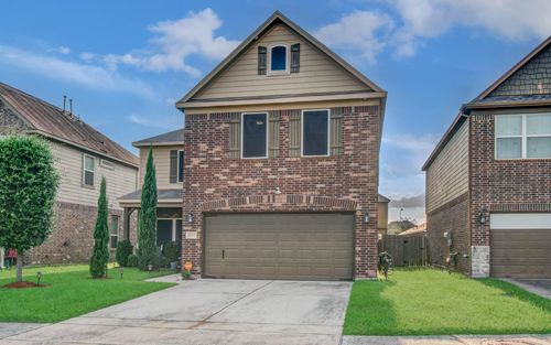 8215 Oat Meadow Trl, Houston, TX, 77049-1375 | Card Image