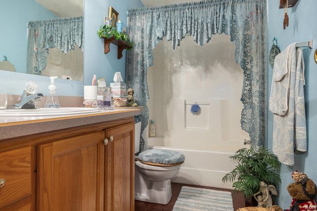 205 Par Blvd, House other with 3 bedrooms, 2 bathrooms and null parking in Bristol IN | Image 16