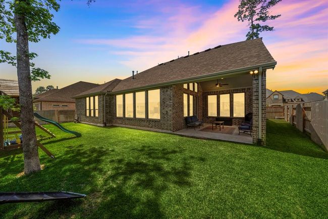 908 Falcon Hollow Ln, House other with 4 bedrooms, 4 bathrooms and 3 parking in Pinehurst TX | Image 5