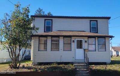 247 Iron Street, House other with 4 bedrooms, 1 bathrooms and null parking in Berwick PA | Image 1